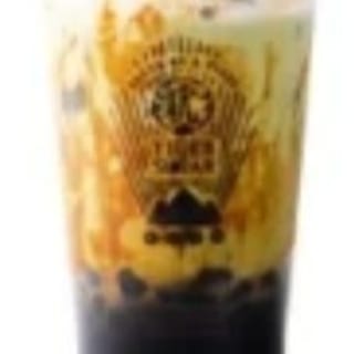 Tiger Sugar Black Sugar Milk Matcha Latte W. Boba