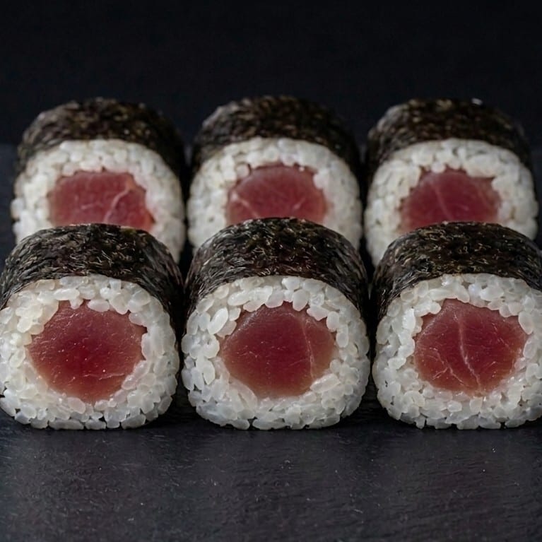 Tuna (Bluefin) Roll.