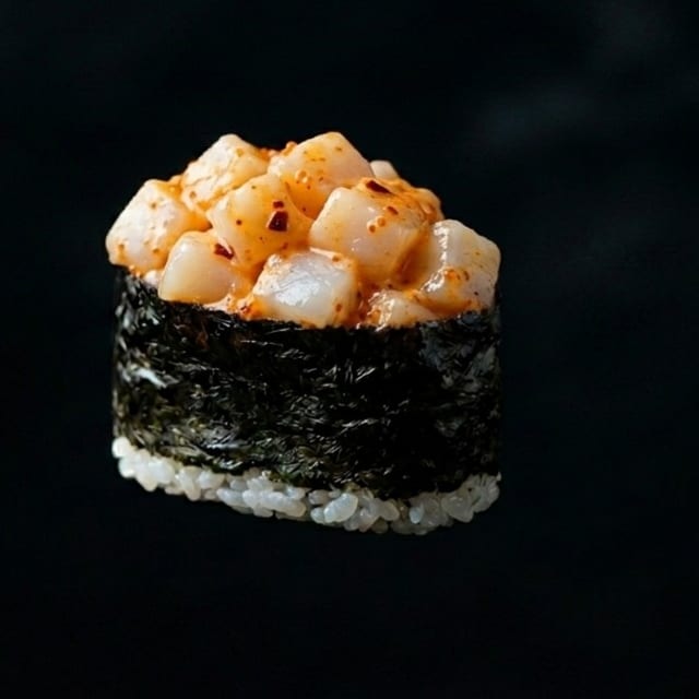 Spicy Scallop Gunkan.