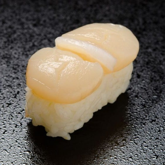 Hotate (Hokkaido Scallop) Sushi.