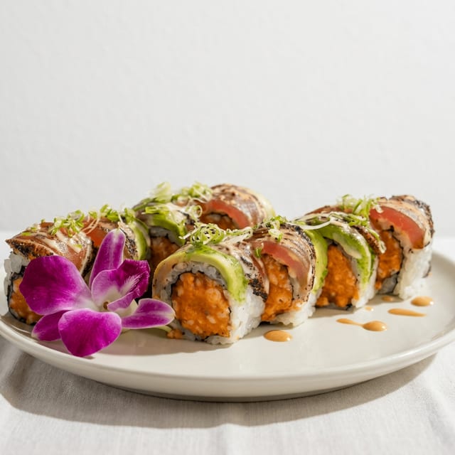 Nami Special Roll.
