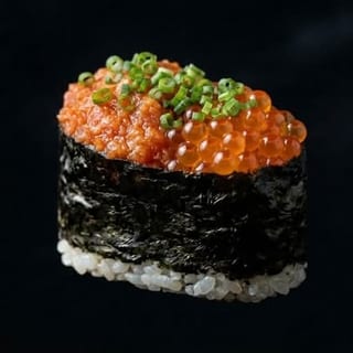 Spicy Tuna Ikura Scallion