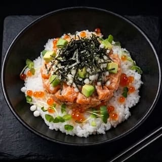 Spicy Salmon Avocado